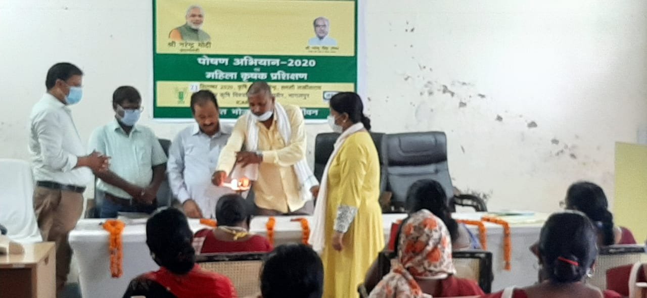 Premier Nation | लखीसराय में सेविकाओं को पोषण वाटिका एवं कृषि पोषण का...