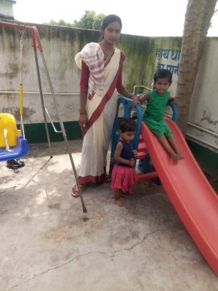 Premier Nation | कोरोना काल में दोहरी जिम्मेदारी निभा रही हैं सेविका...