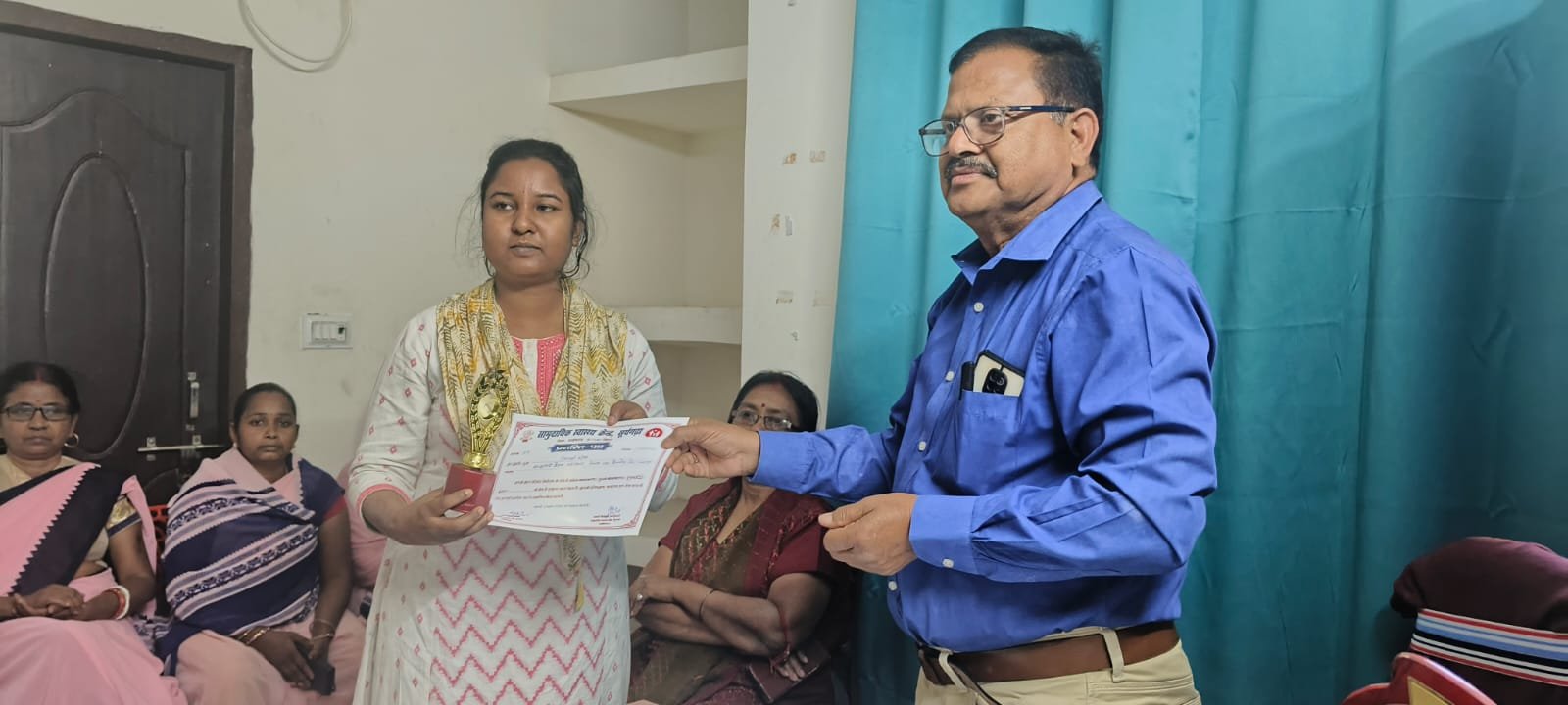 Premier Nation | परिवार नियोजन में उकृष्ट कार्य के लिए मिला पुरस्कार