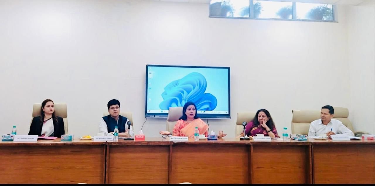 Premier Nation | संवैधानिक मूल्यों और मौलिक कर्तव्यों से भारत के नागरिक...